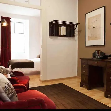 Heart Poet Fernando Pessoa Appartement